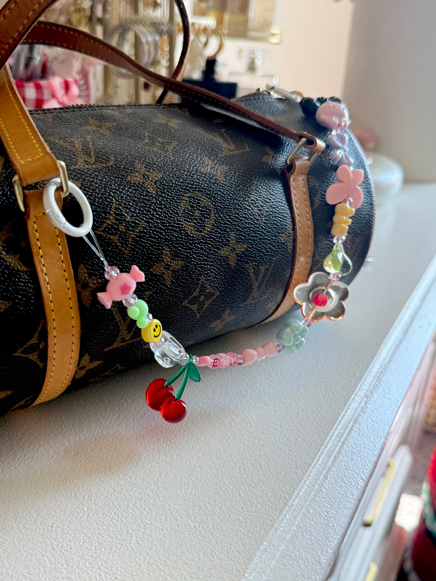 Customizable bag, chunky charm
